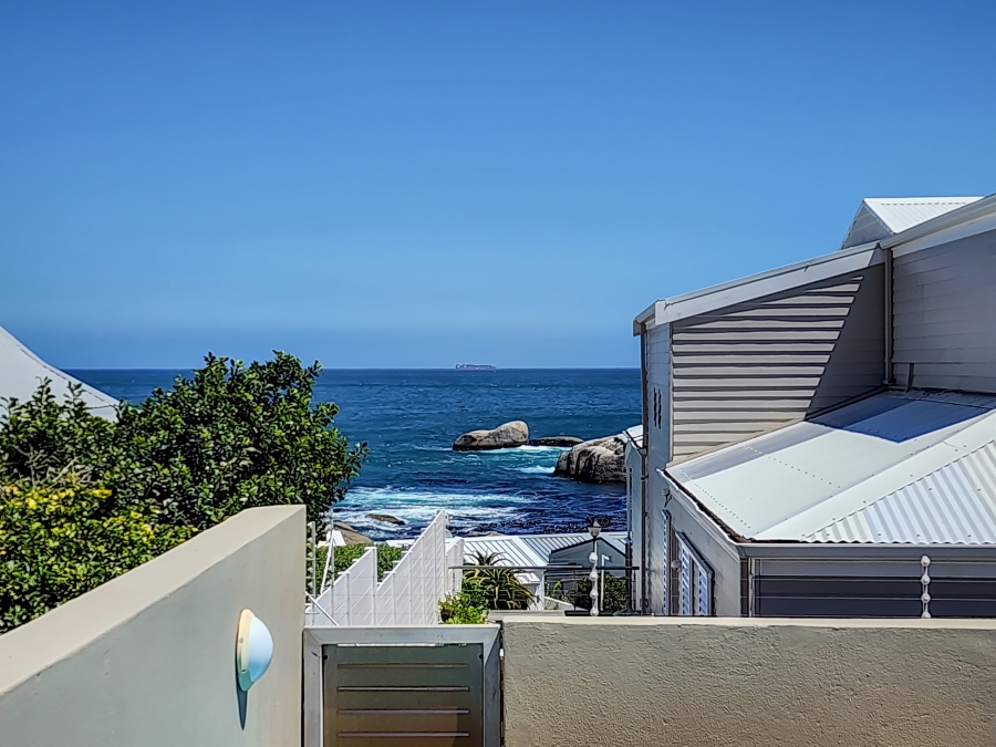 3 Bedroom Property for Sale in Bakoven Western Cape